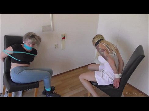 ❤️ Hoʻopili / nakinaki ʻia a nakinaki / kaikamahine i ka pilikia ️ Porn video ia makou ❌️