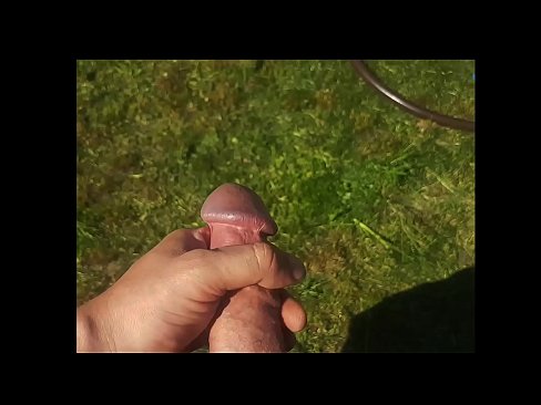 ❤️ Hot hottie gets her pink pussy fucked and cums with a squirt in a summer garden ️ Porn video ia makou ❌️